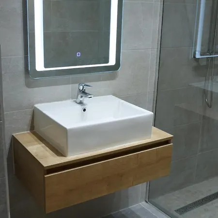 Old Stone House In Historical Area Feriehus